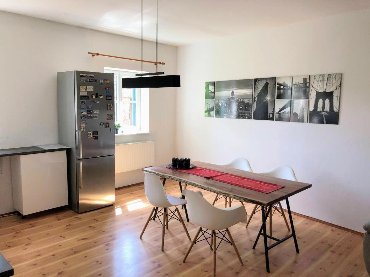 Ferienwohnungen Und Appartements Im Idyllischen Vierkanthof, Gruppenurlaube Fürstenfeld Exterior foto
